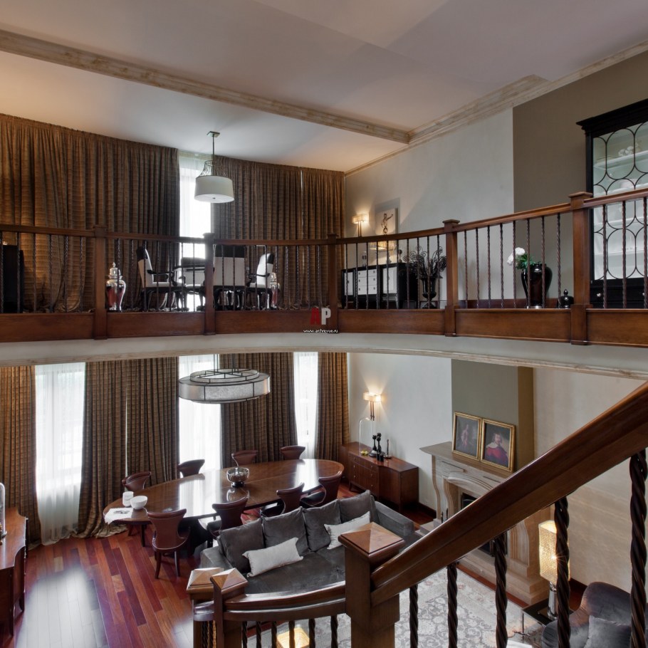 Второй свет с балконом