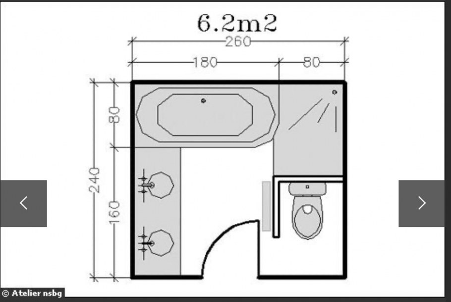 Интерьер ванной комнаты с душевой кабиной