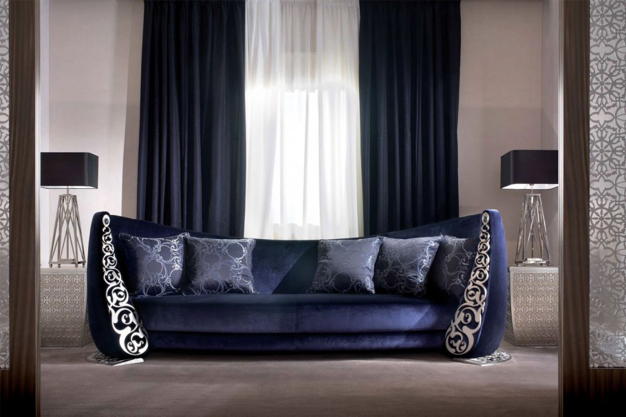 Сливовый диван арт деко