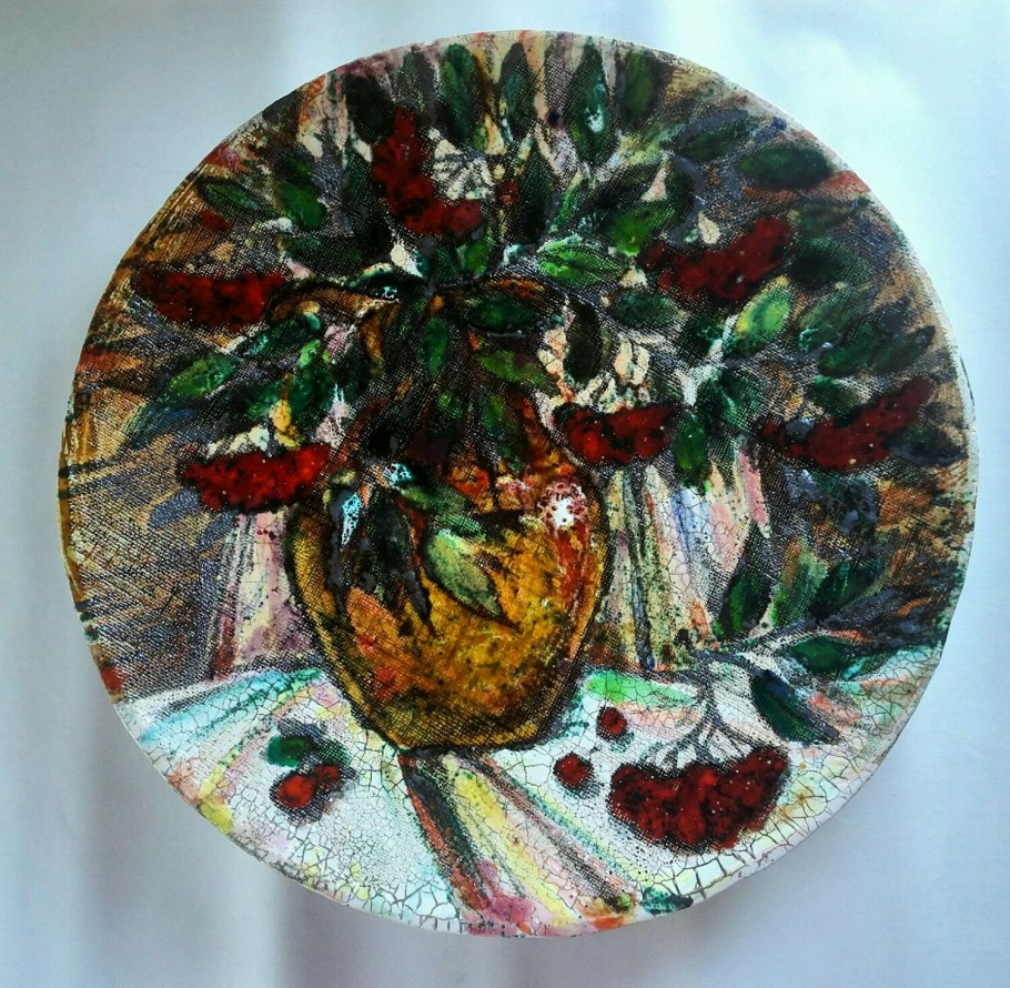 Декоративные керамические тарелки