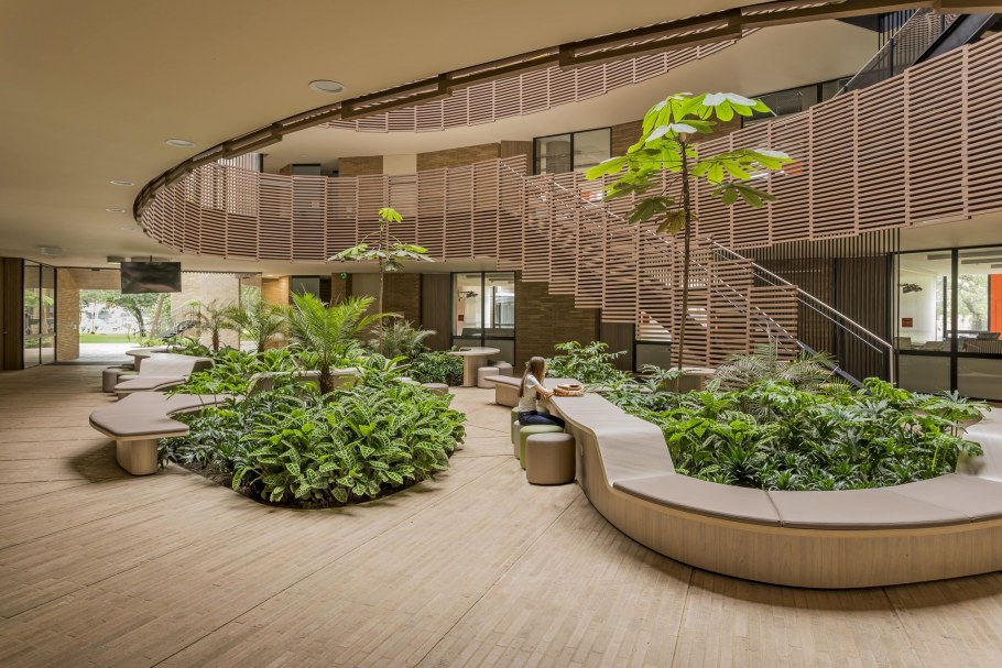 Anglo colombiano School