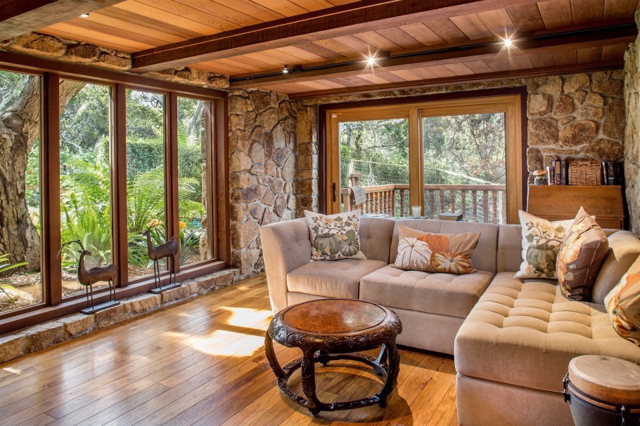 Каменная стена в интерьере