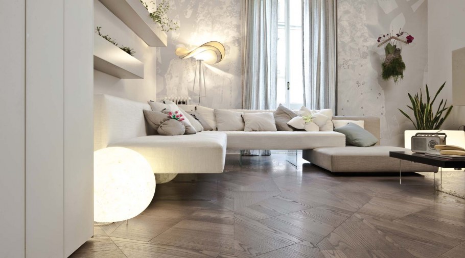 Пол в гостиной