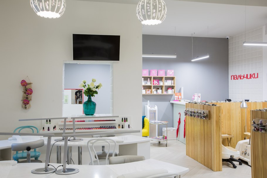 Дизайнерская отделка квартиры испанские кварталы