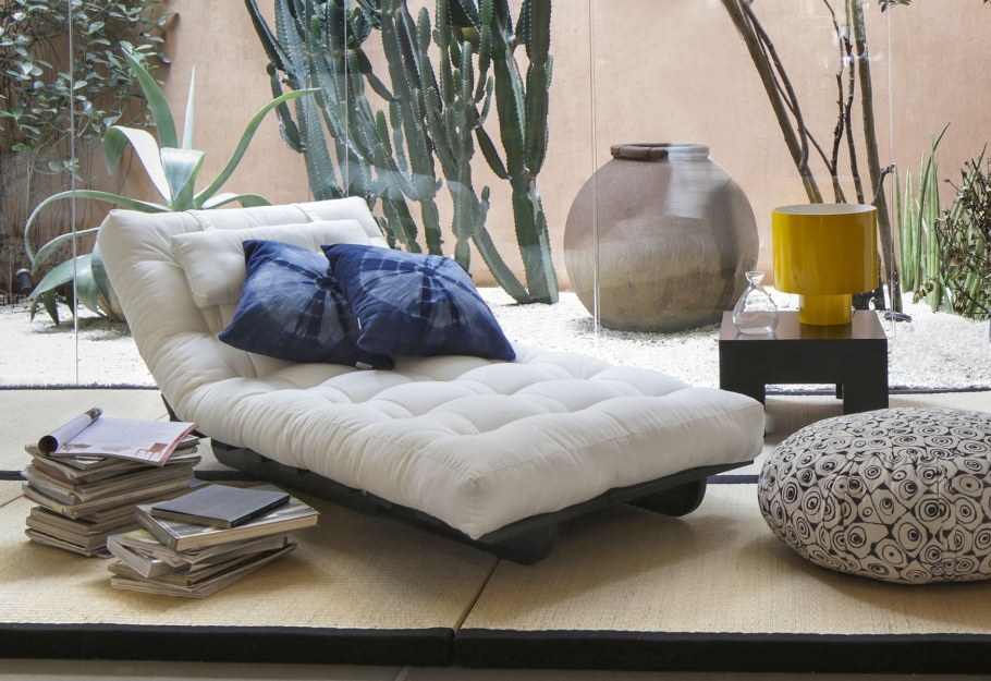 Футон уютный