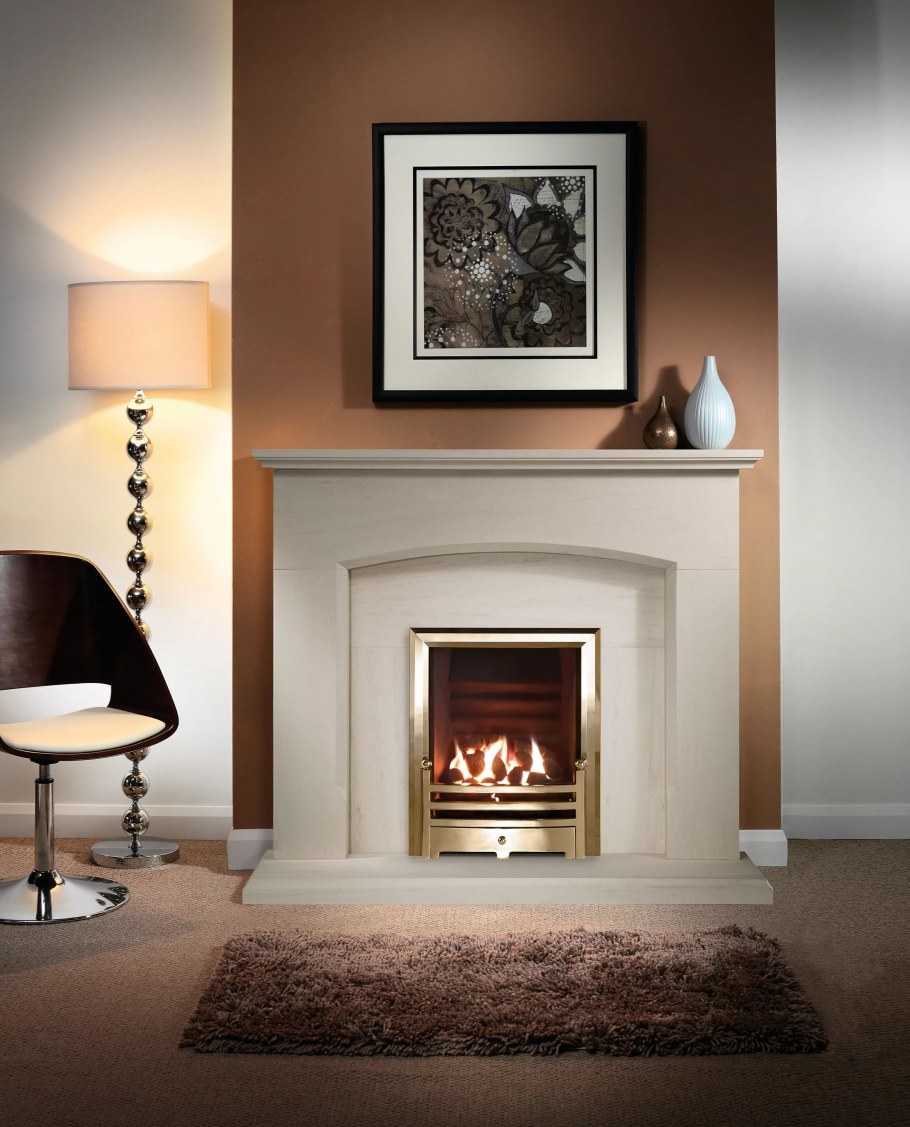 Камин отделанный деревом