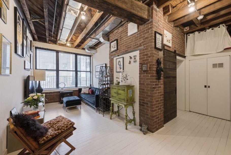 Лофт современный дизайн домов мотоцикл в доме