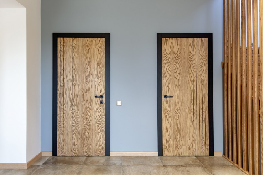 Рустикальный стиль двери