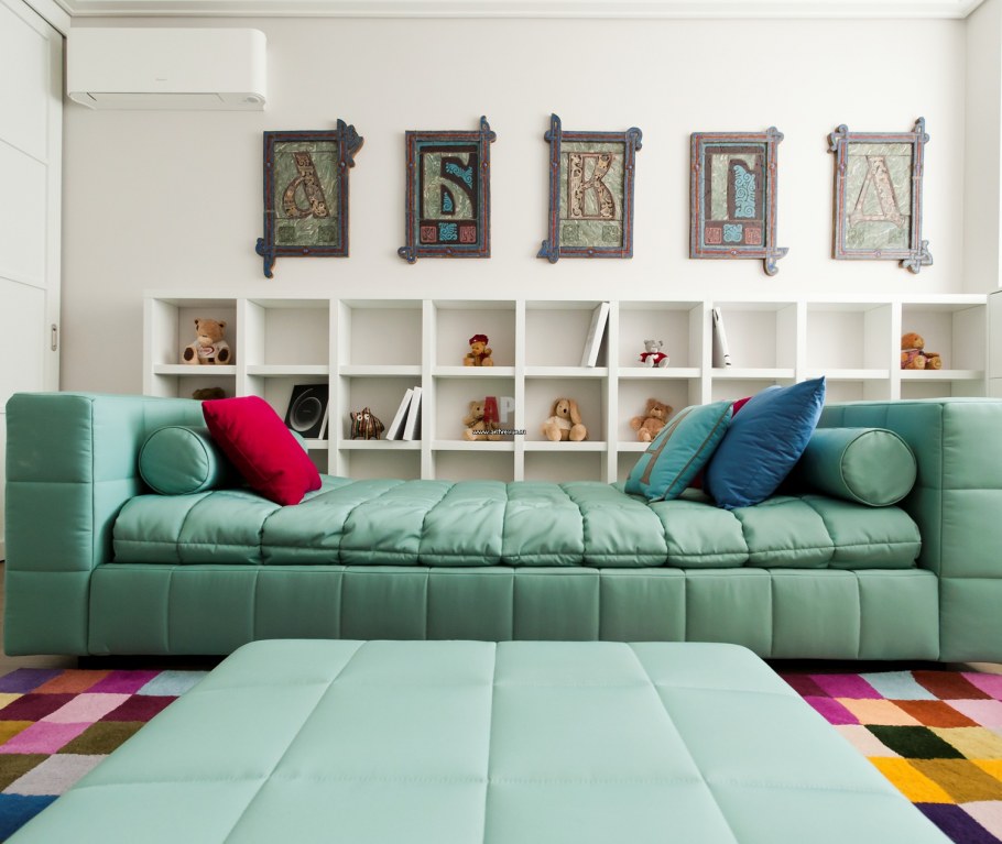 Диван в стиле Фьюжн