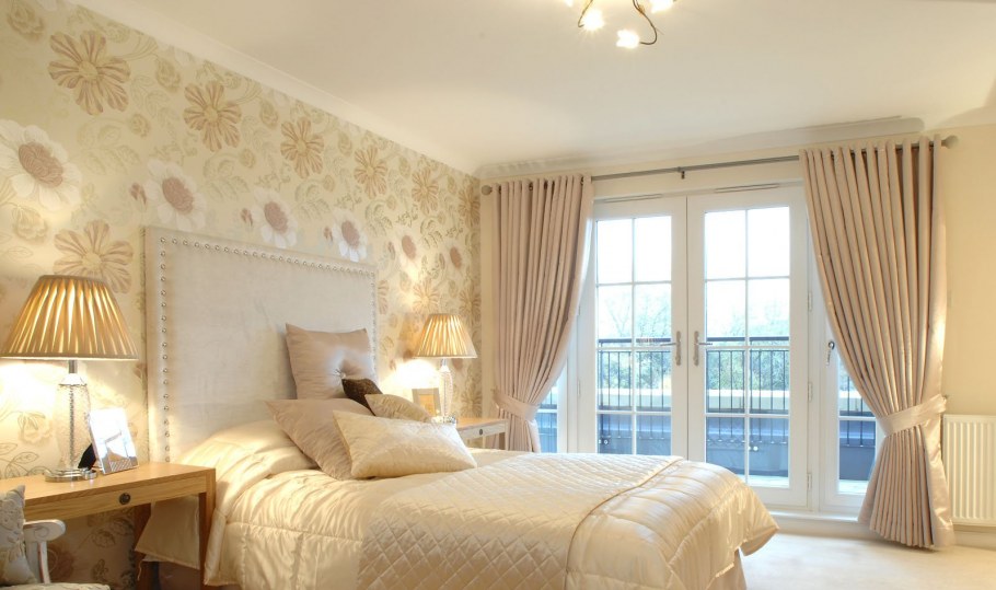 Гостиная в бежевых тонах обои