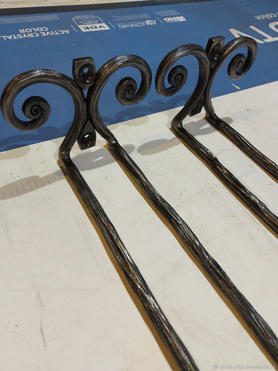 Полка для фужеров подвесная