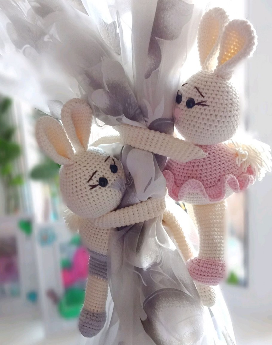 Вязаный пуф