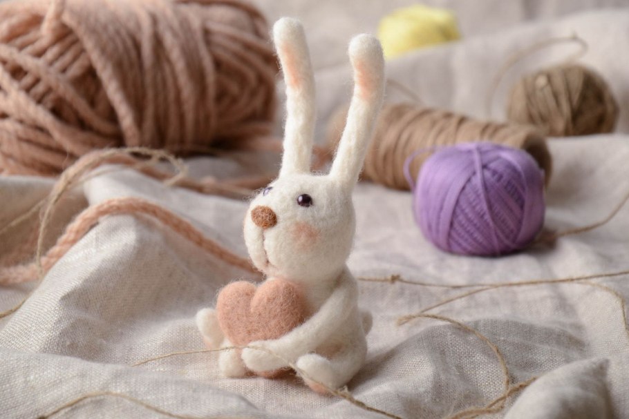 Вязаные декоративные подушки