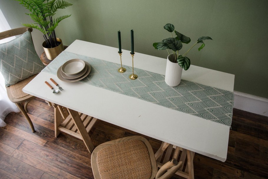 Geometric Table