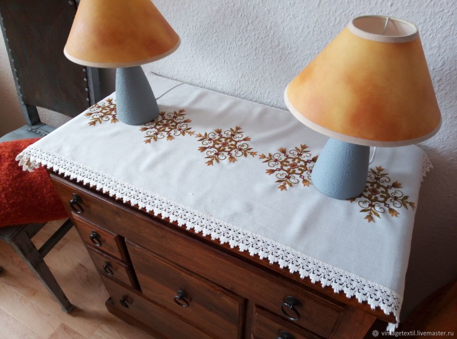 Декоративная дорожка на стол