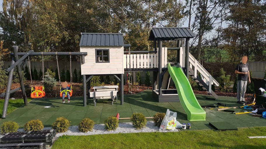 Детский уголок на участке