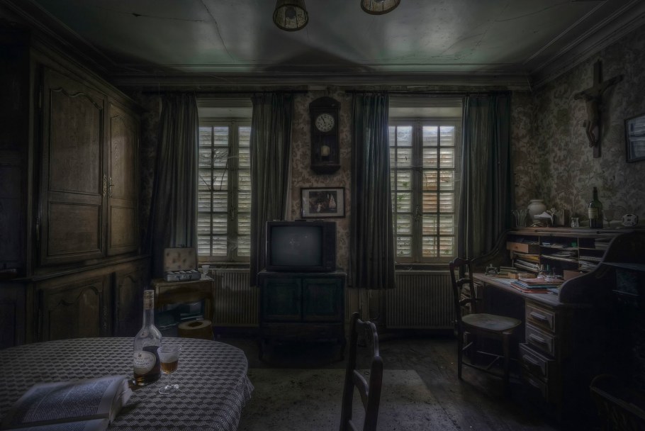 Старинная комната