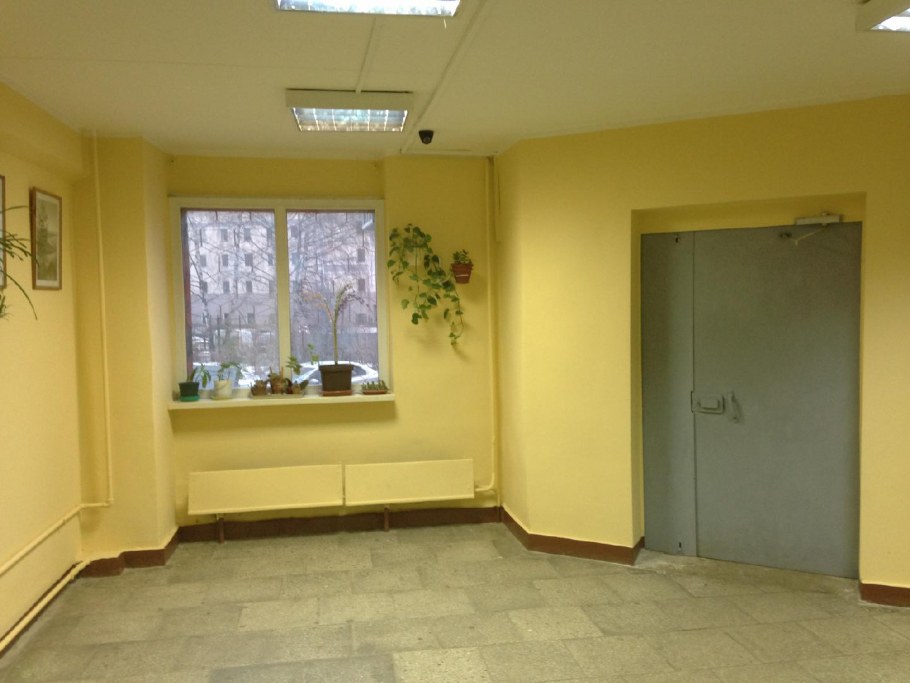 Подъезд после капитального ремонта