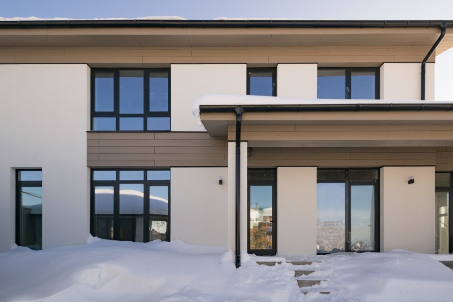 Кедрал и штукатурка на фасаде