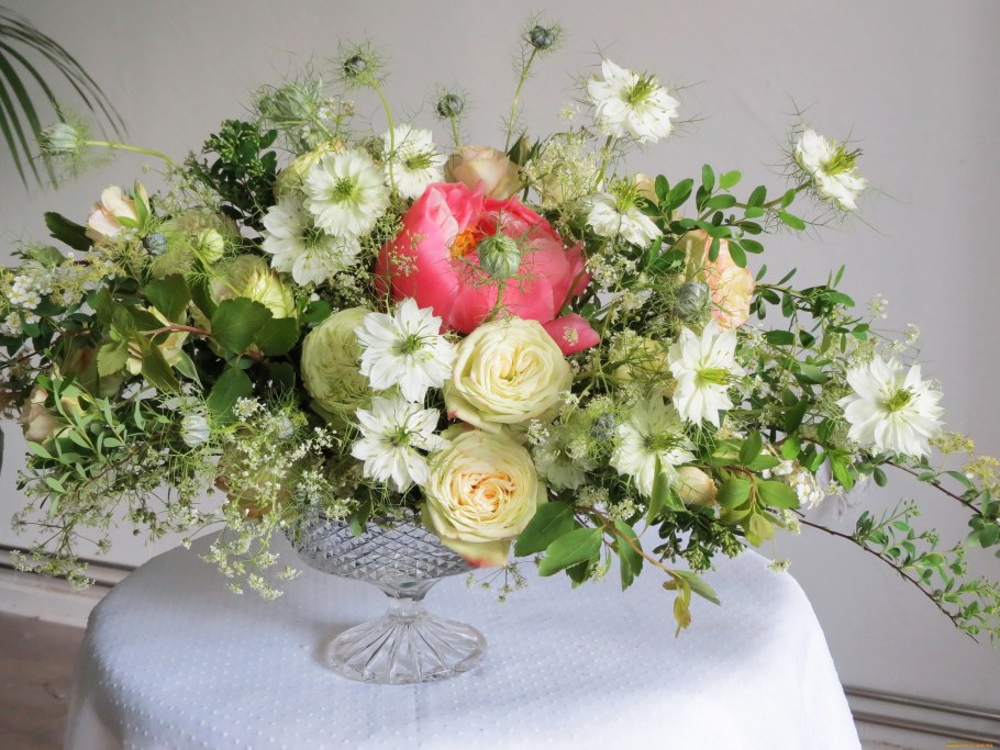 Изысканные цветочные композиции