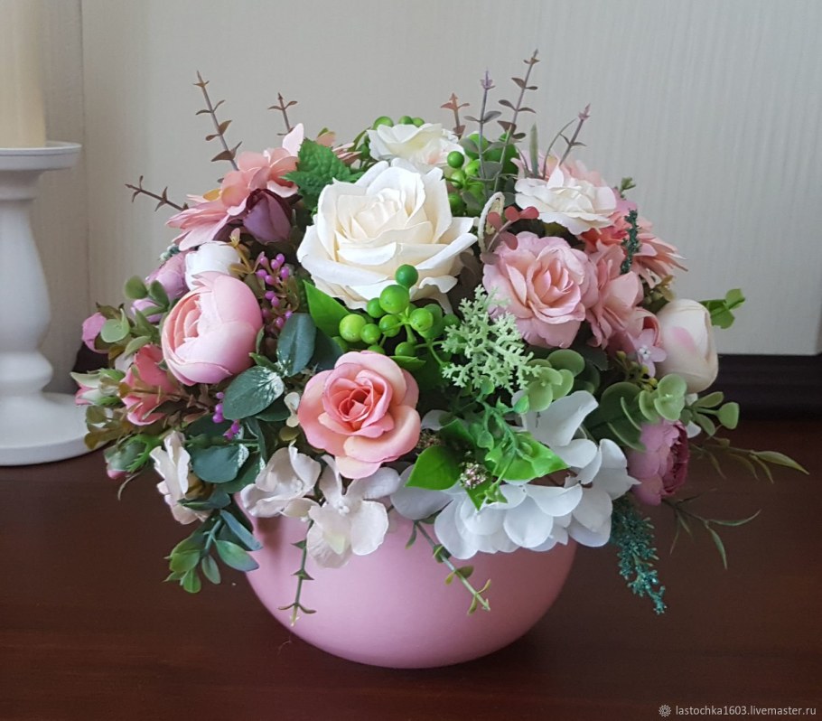 Дизайнерские композиции из искусственных цветов