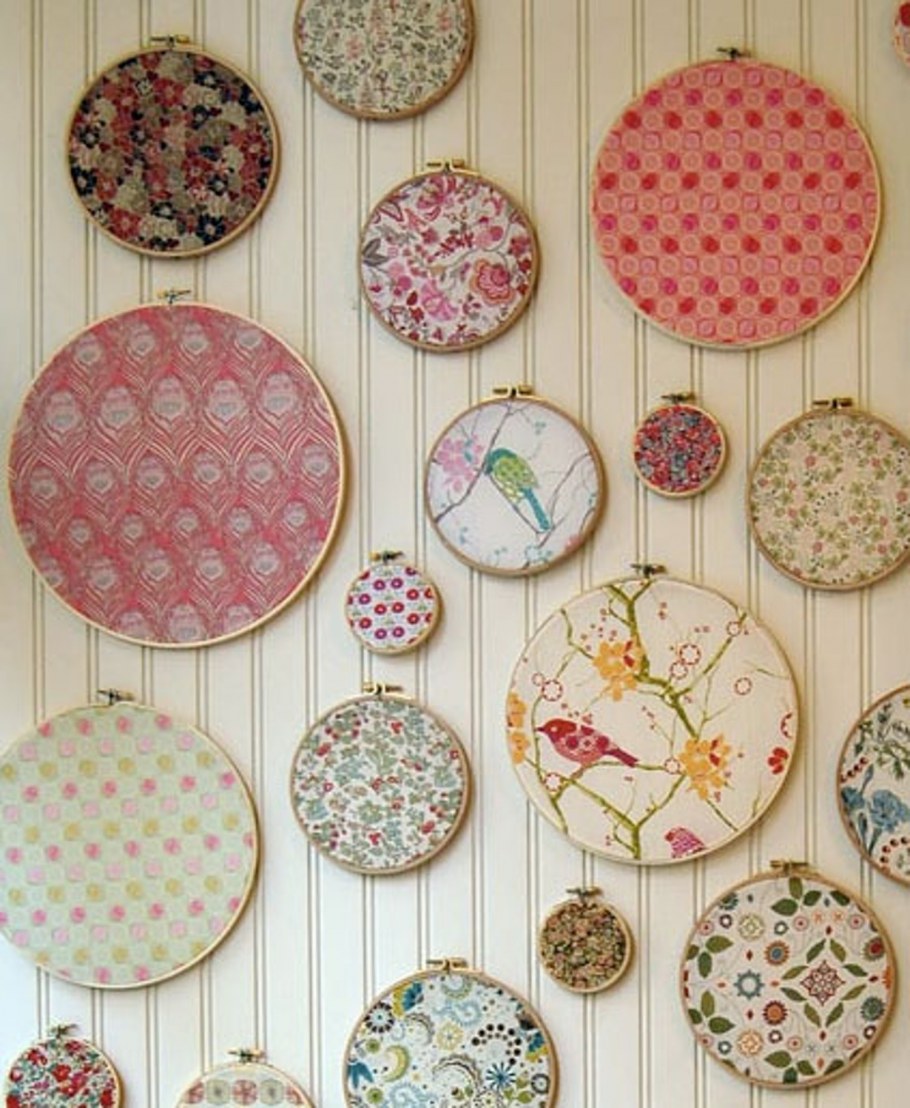 Вышивка в пяльцах в интерьере