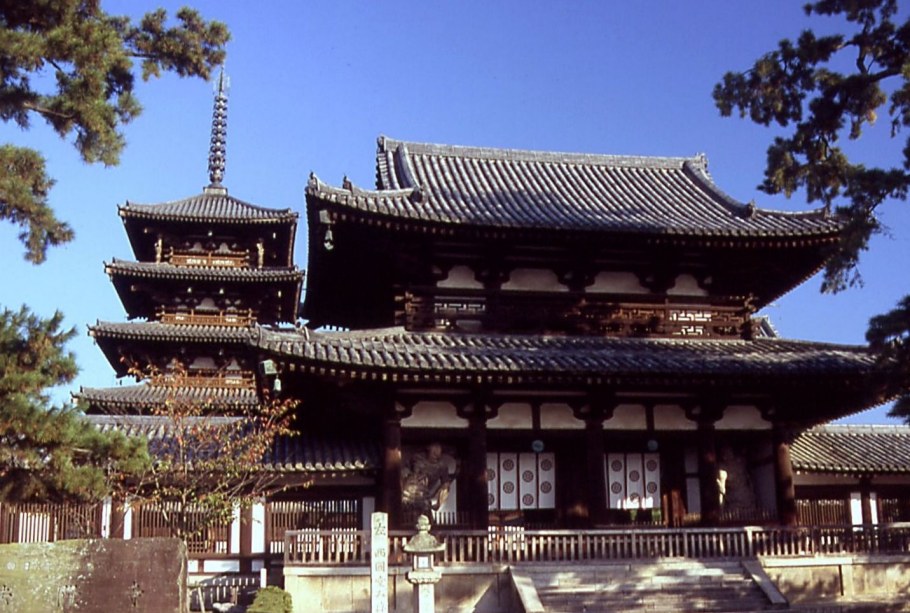 Буддийский монастырь Хорюдзи