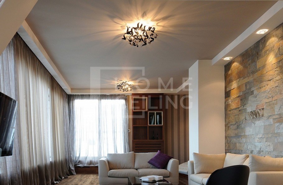 Освещение в прямоугольной комнате