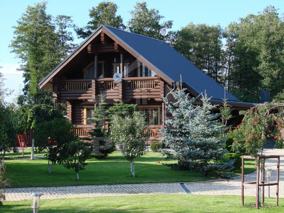 Дом из бревна