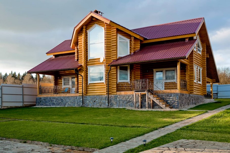 Коттедж из бревна