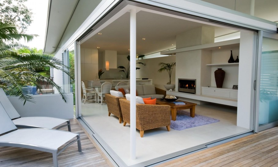 Комната с выходом на террасу