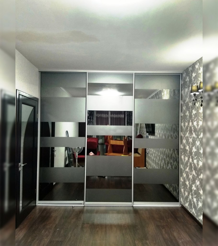 Стильный шкаф