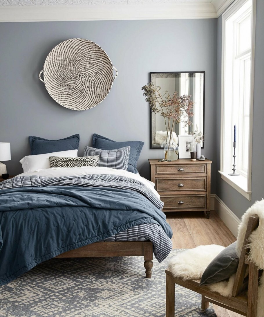 Спальня в сине розовых тонах