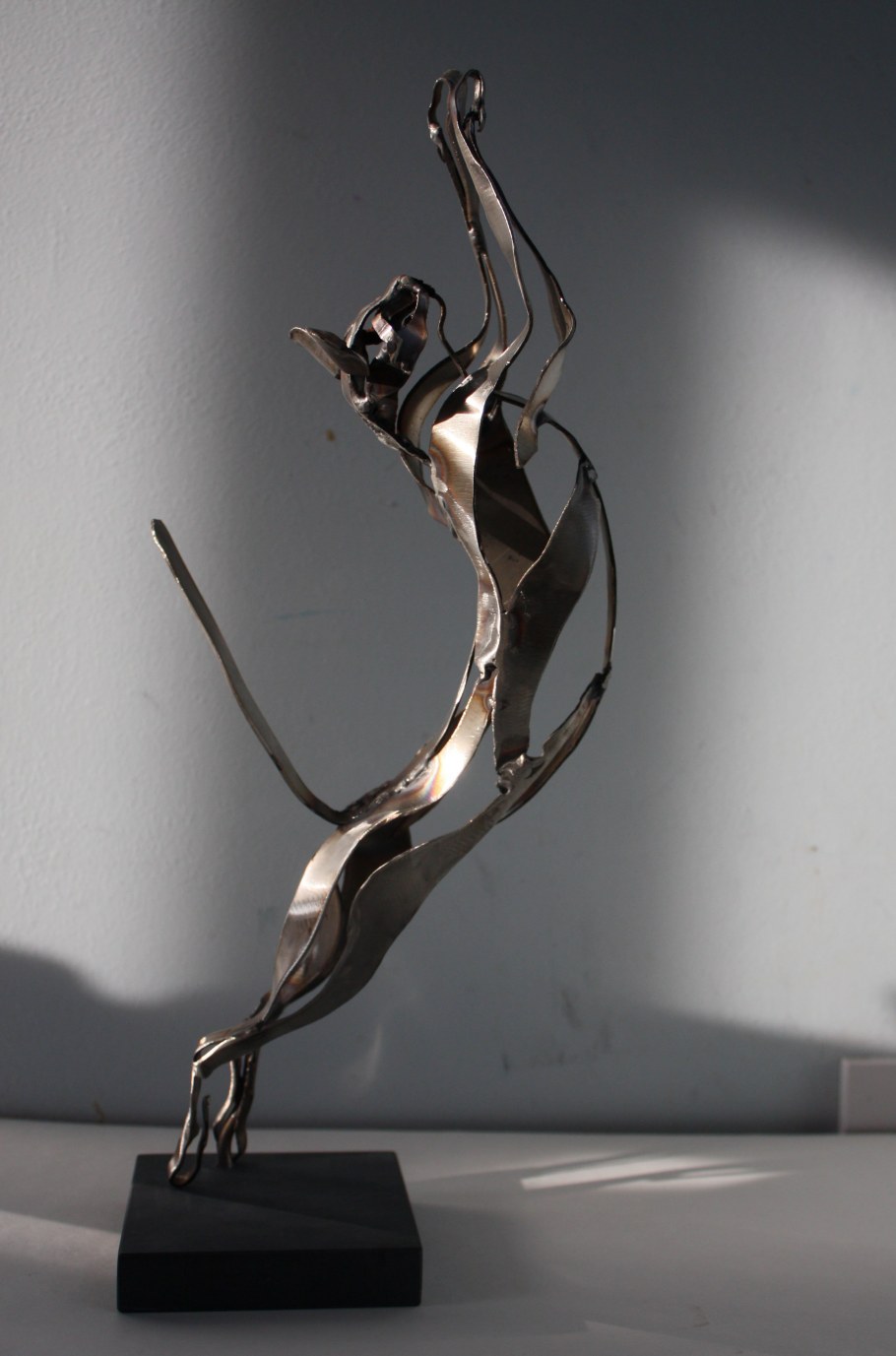 Декоративные скульптуры для интерьера