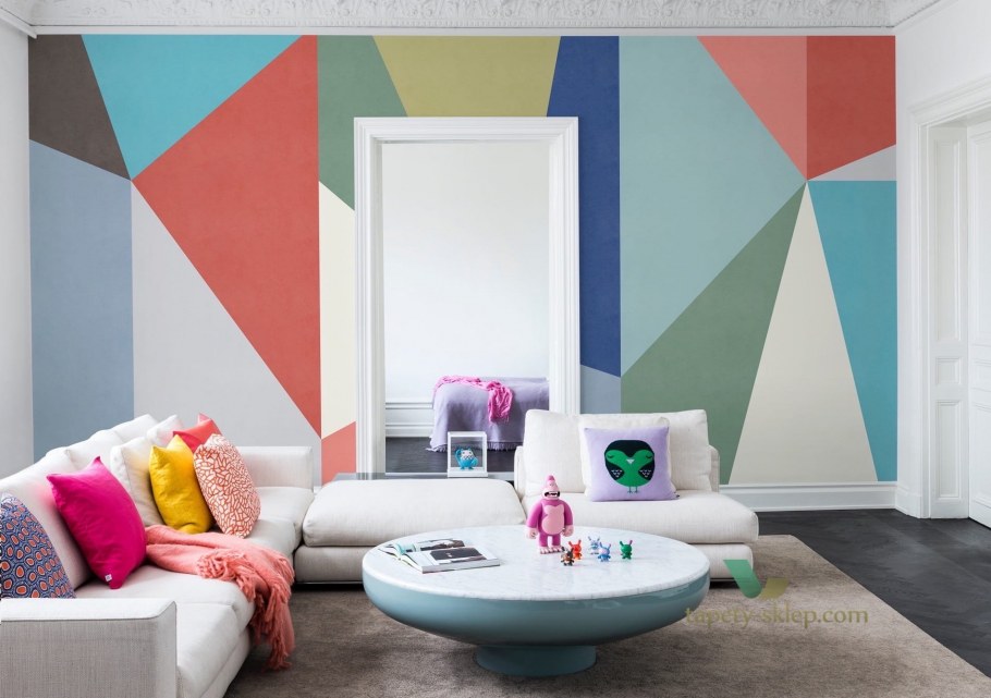 Разноцветная стена