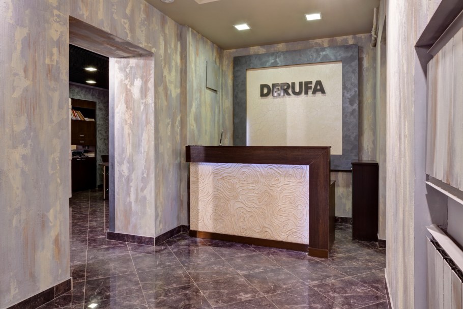 Интерьер прихожей в стиле лофт