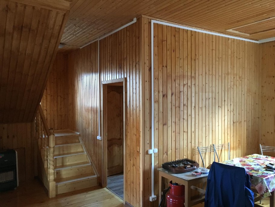 Отделка дачи внутри вагонкой