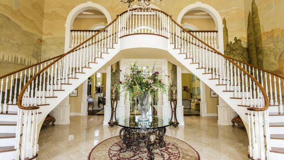 Колонны в современной архитектуре