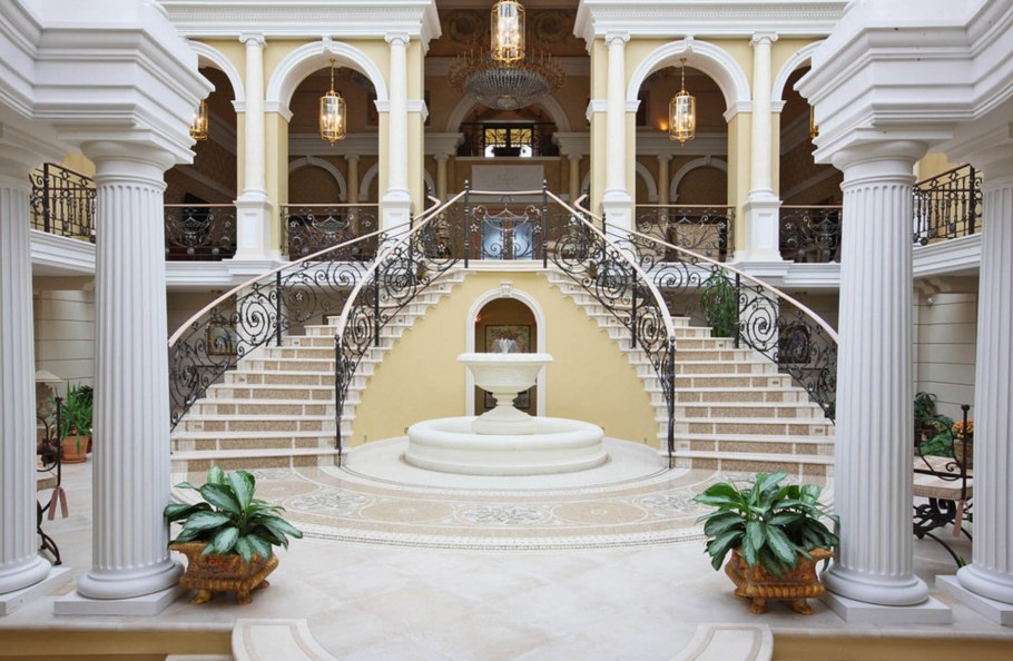 Особняк в классическом стиле