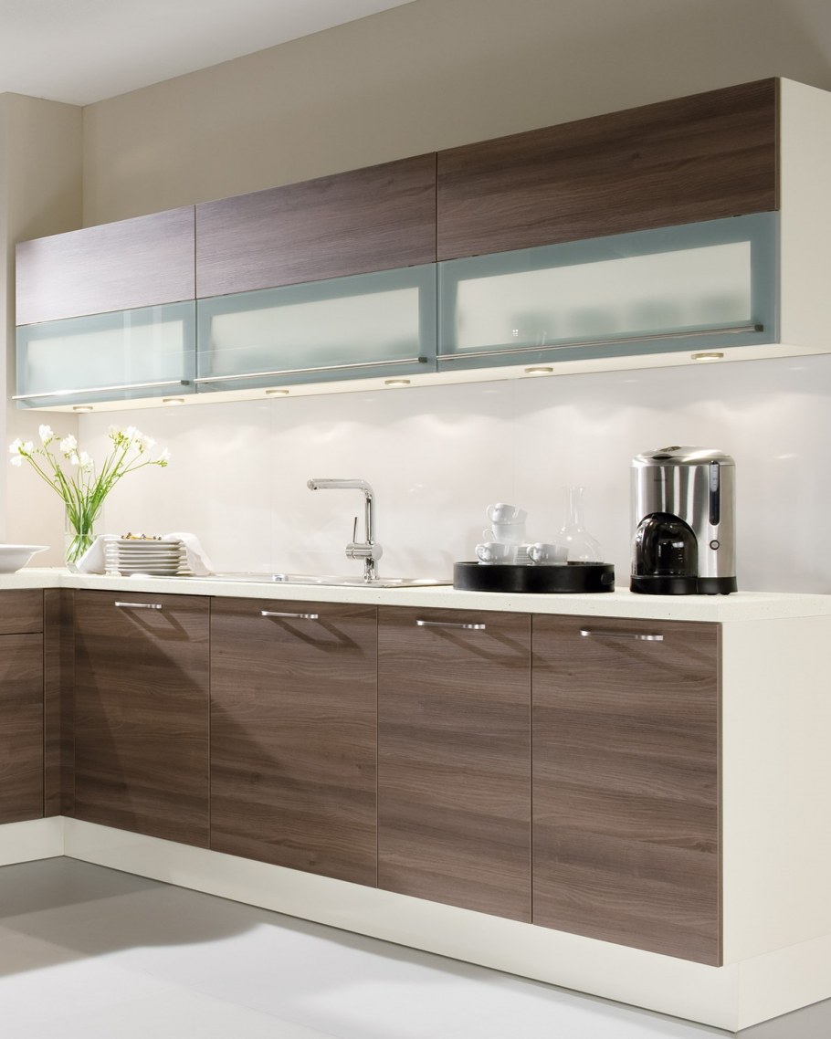 Серо коричневая кухня