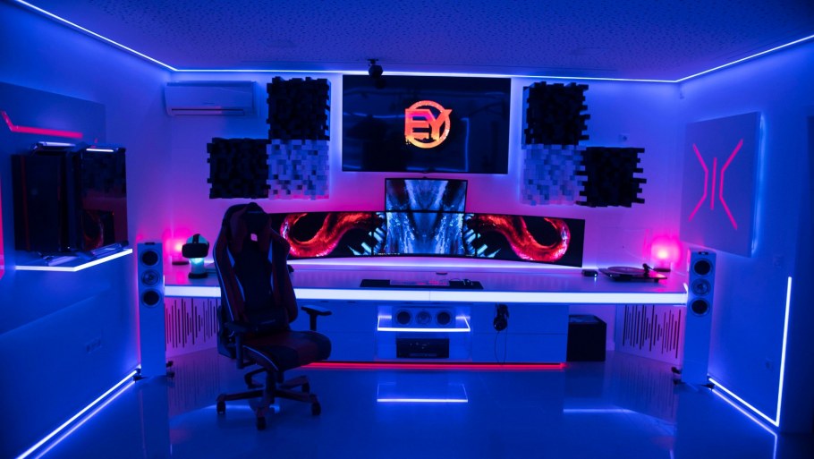 Комната неон