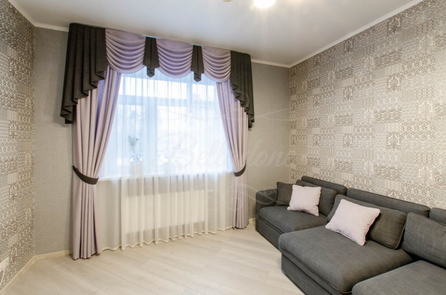 Шторы с ламбрекенами для зала