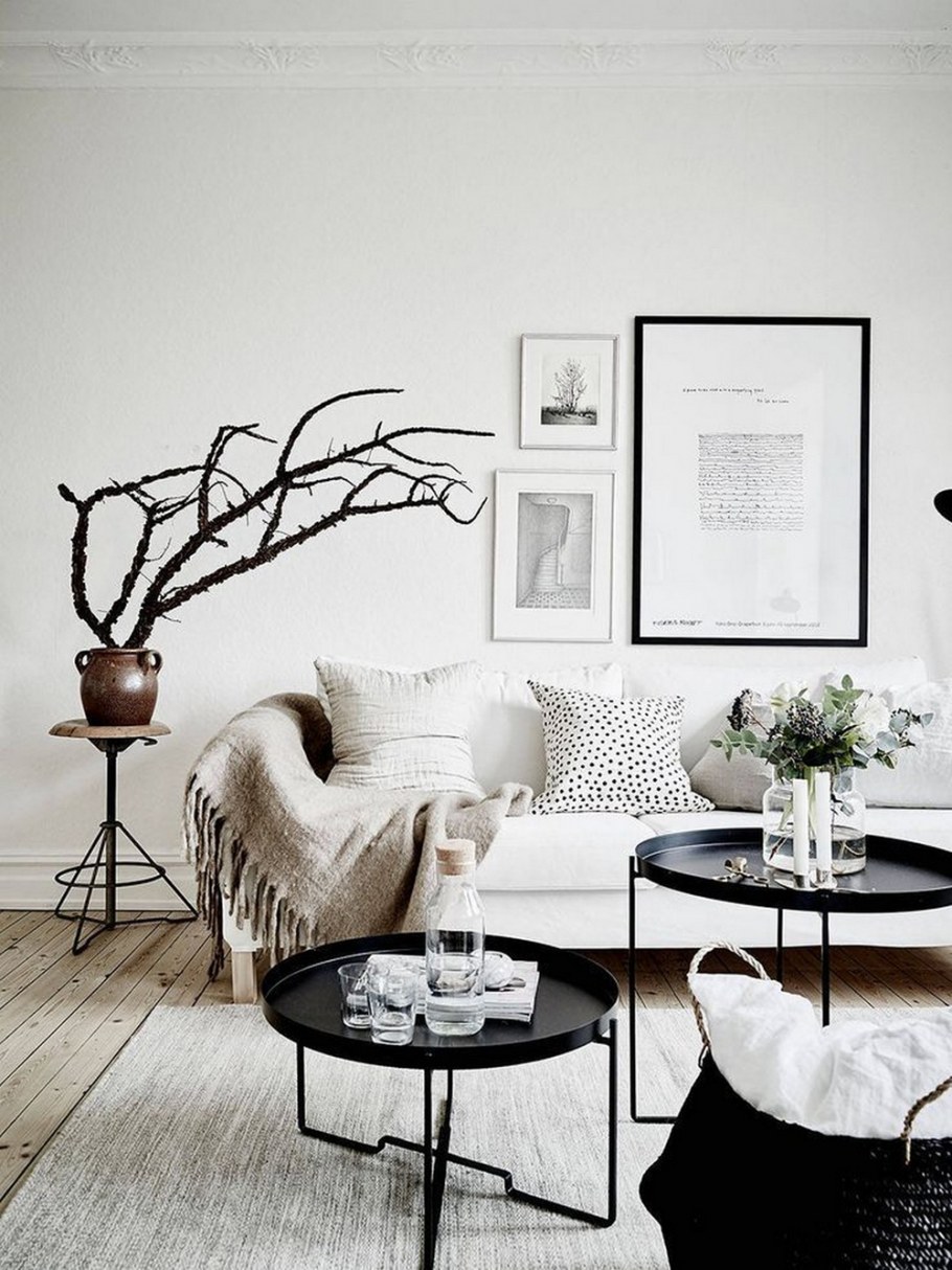 Кофейный столик Сканди стиль