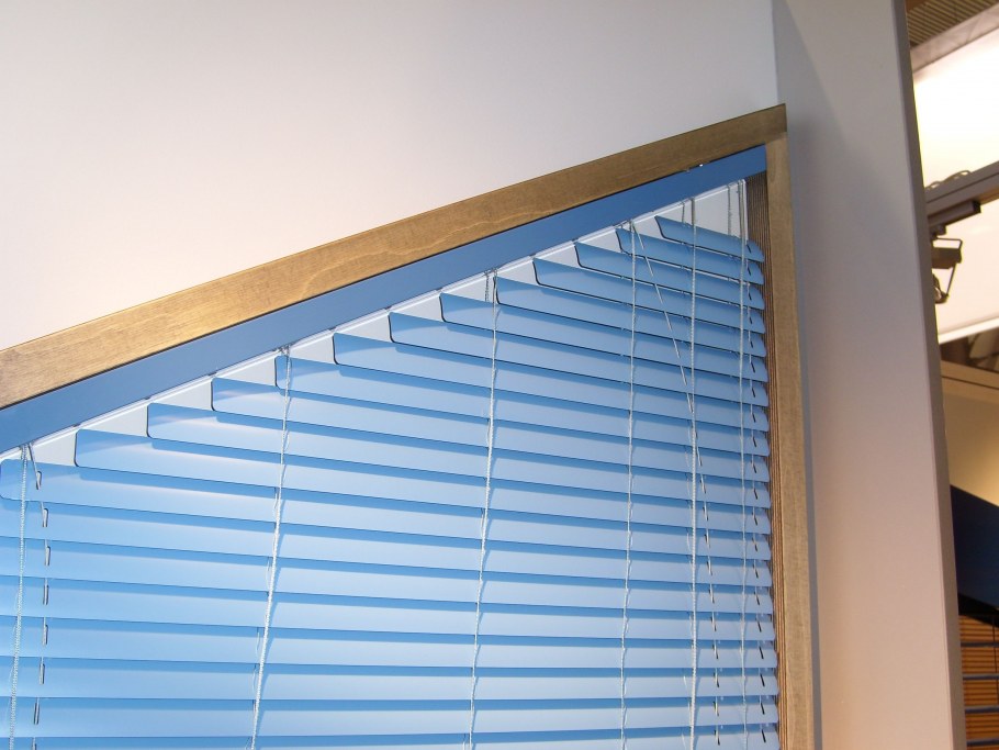 Плиссе Cosiflor с электроприводом Somfy