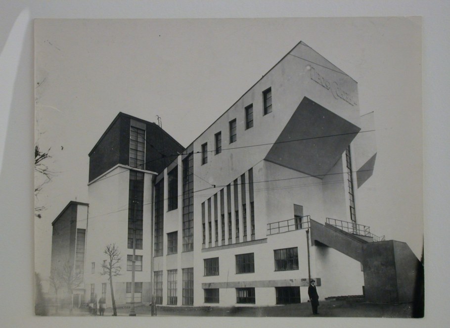 Дом культуры им. Русакова (Москва). Архитектор к. Мельников