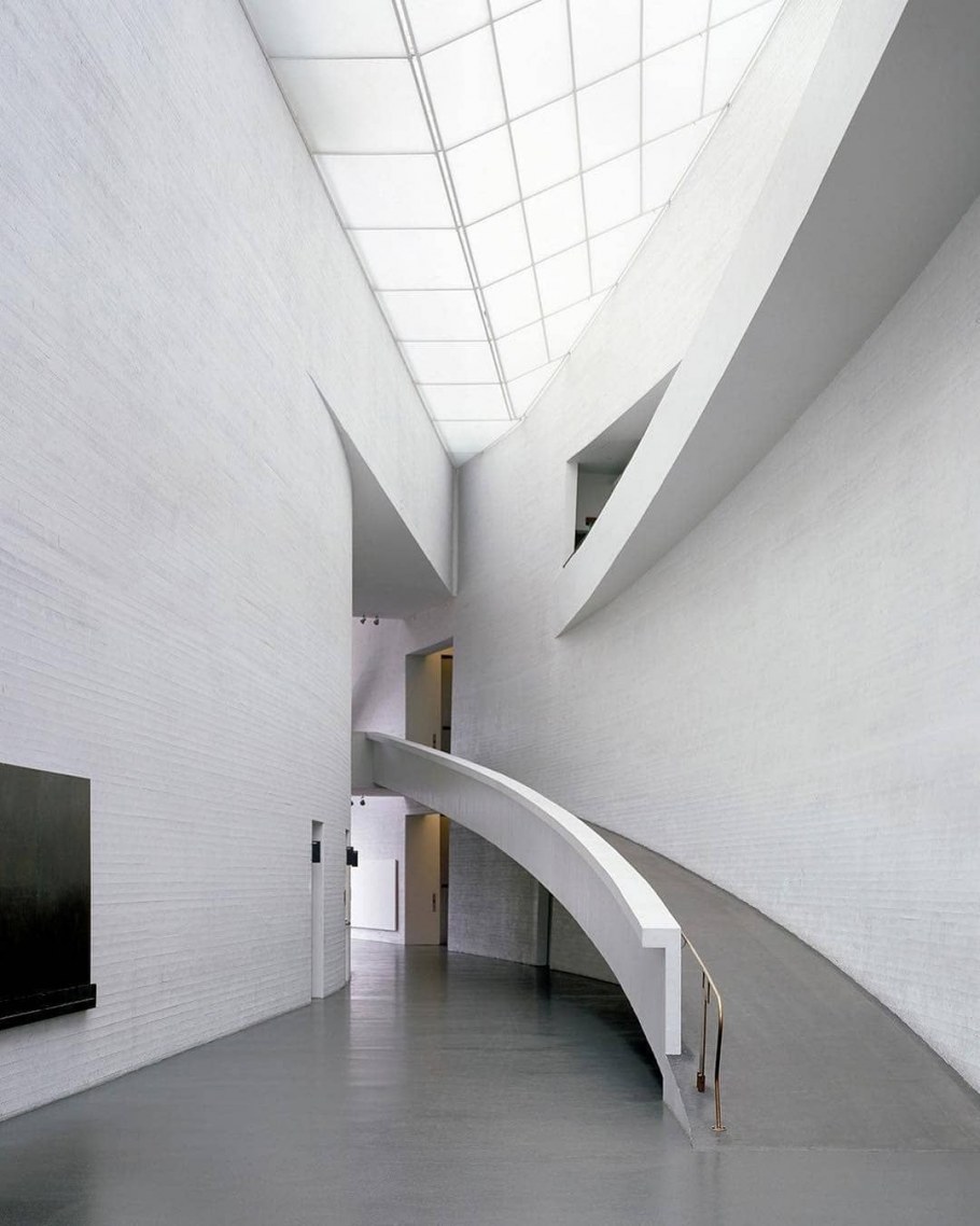 Музей Киасма Стивен Холл