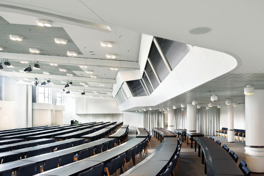 Алвар Аалто дворец Финляндия