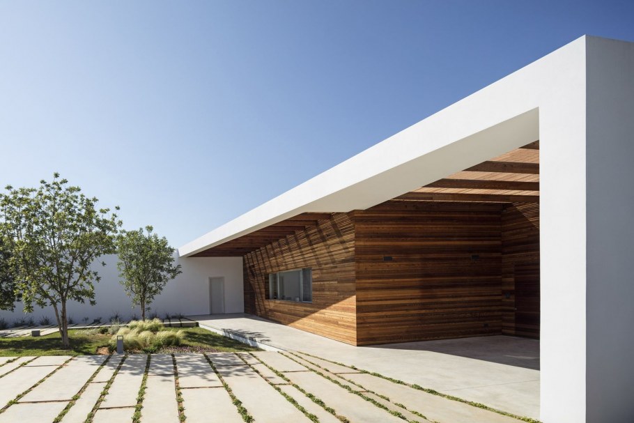 Японский маленький современный дом