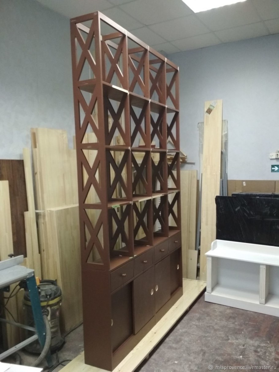 Стеллаж для зонирования