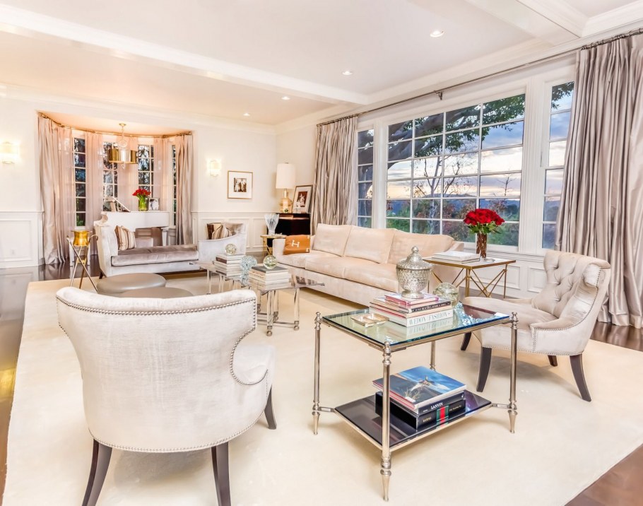 Особняк Дженнифер Лопес в Лос-Анджелесе